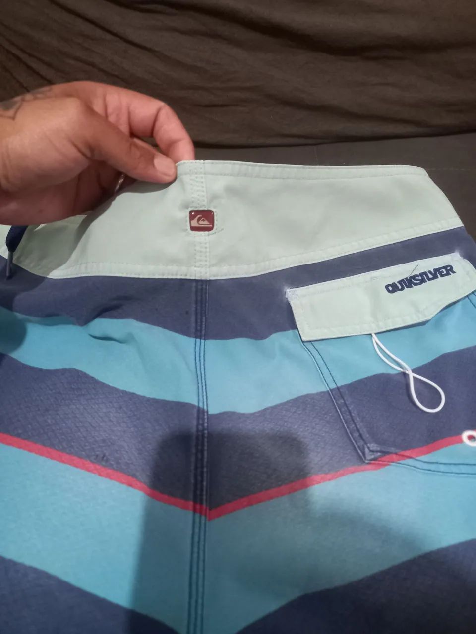 Bermuda Quiksilver e Hurley original 