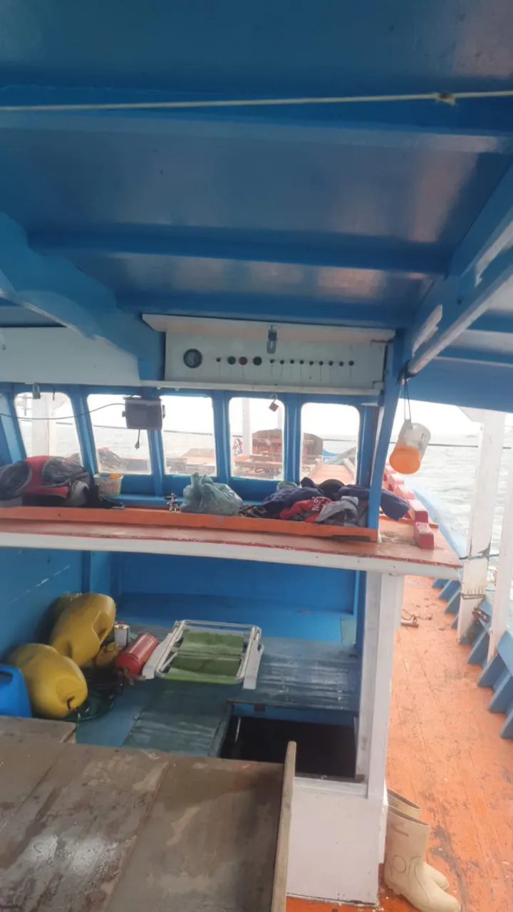 Barco arrasto duplo 150 mil