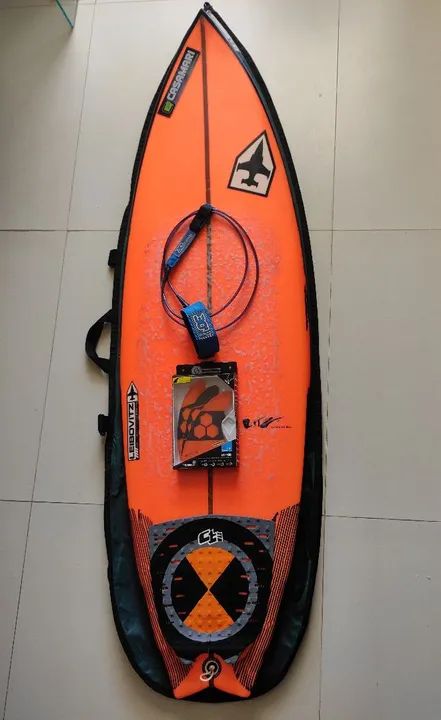 Prancha de surf. OPORTUNIDADE! - Foto 2