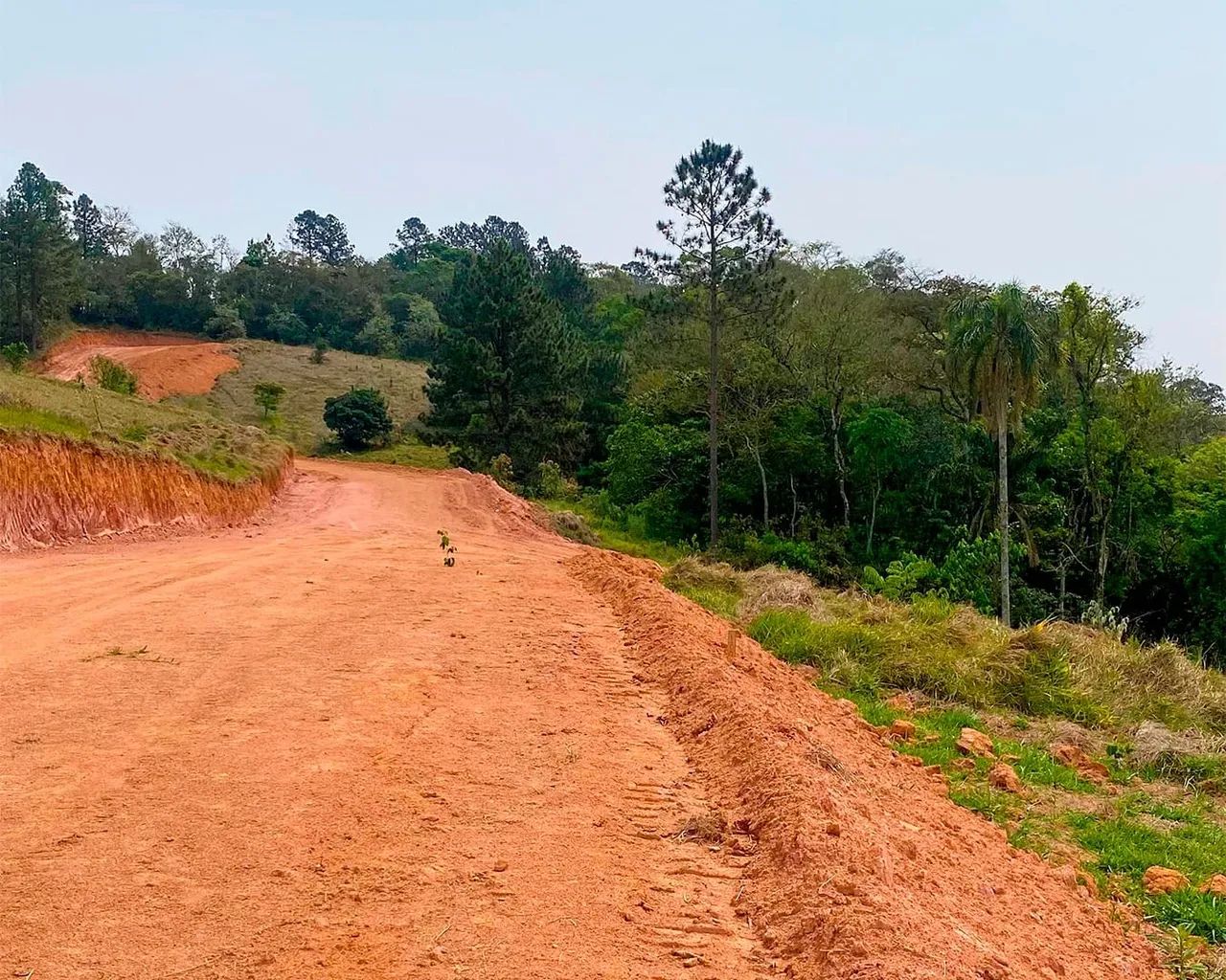 Promoção Imperdível: Terreno em Ibiúna com Preço Descontado por Tempo Limitado!