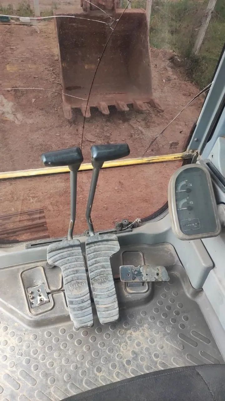 Escavadeira Volvo 22 toneladas  - Foto 3