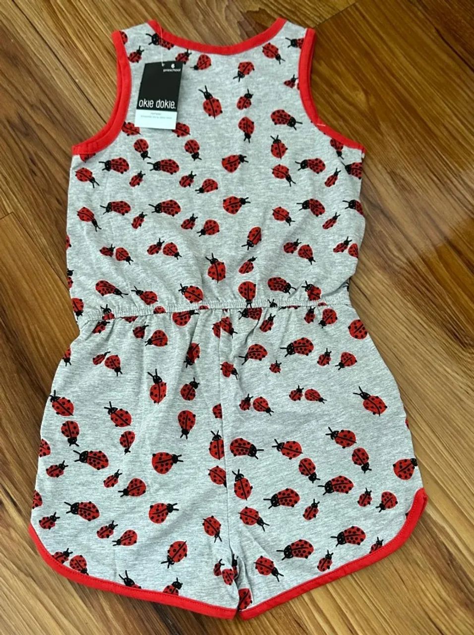 Romper Okie Dokie tamanho 6 anos importado (novo) - Foto 2