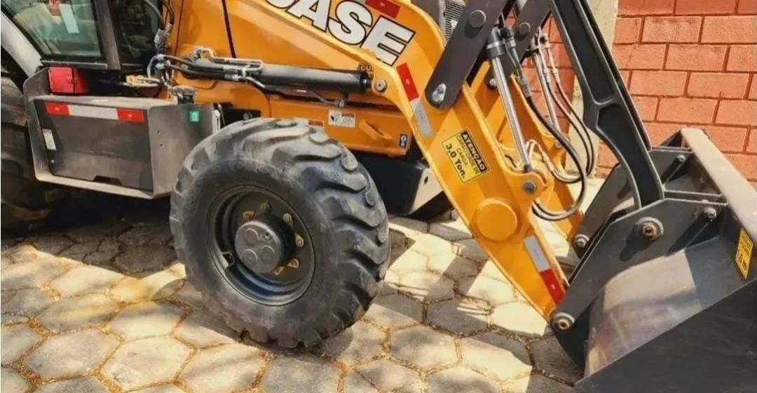 Retroescavadeira case 580n 2022 4x4 - Foto 2