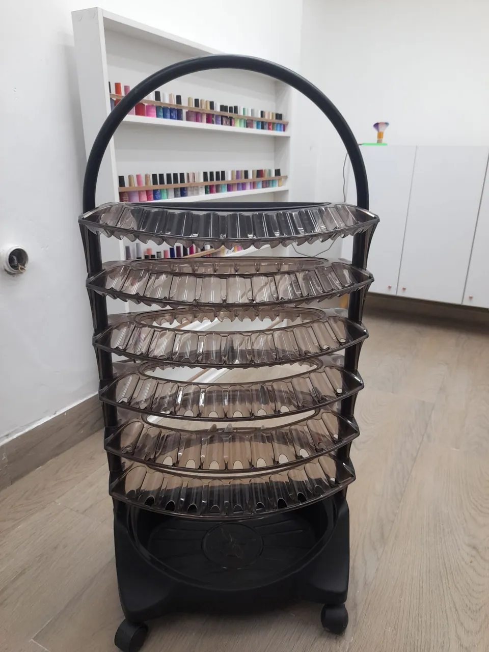 Carrinho Organizador de Esmaltes para Salão de Beleza