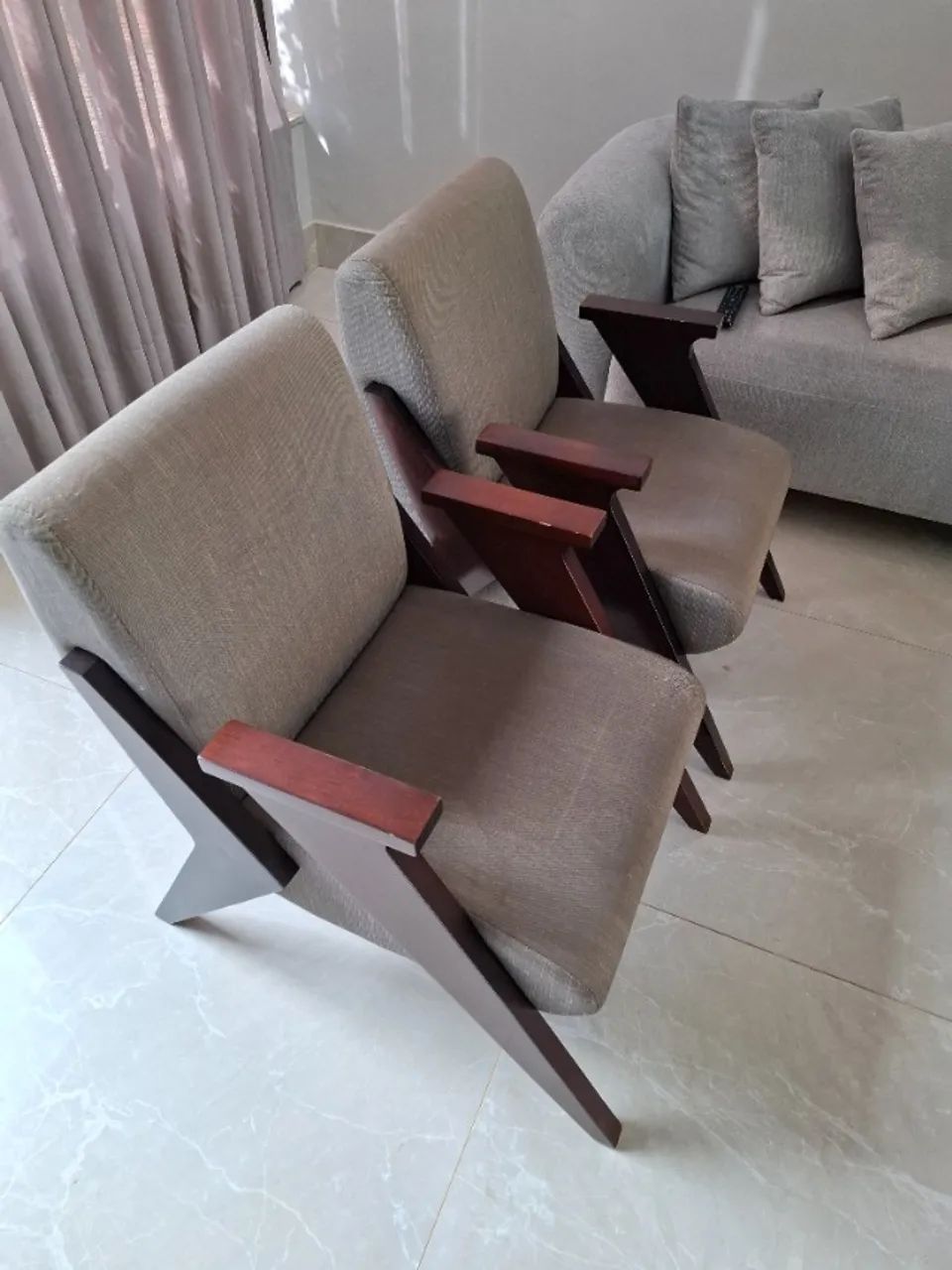 Poltronas de Design Moderno - Conforto e Elegância - Foto 4
