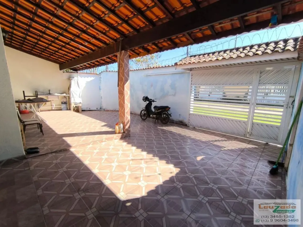Casa para Locação em Peruíbe, Estancia Sao Jose, 3 dormitórios, 1 suíte, 1 banheiro, 2 vag