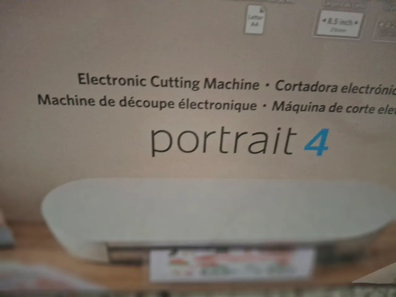 Silhouette portátil 464840839620995121