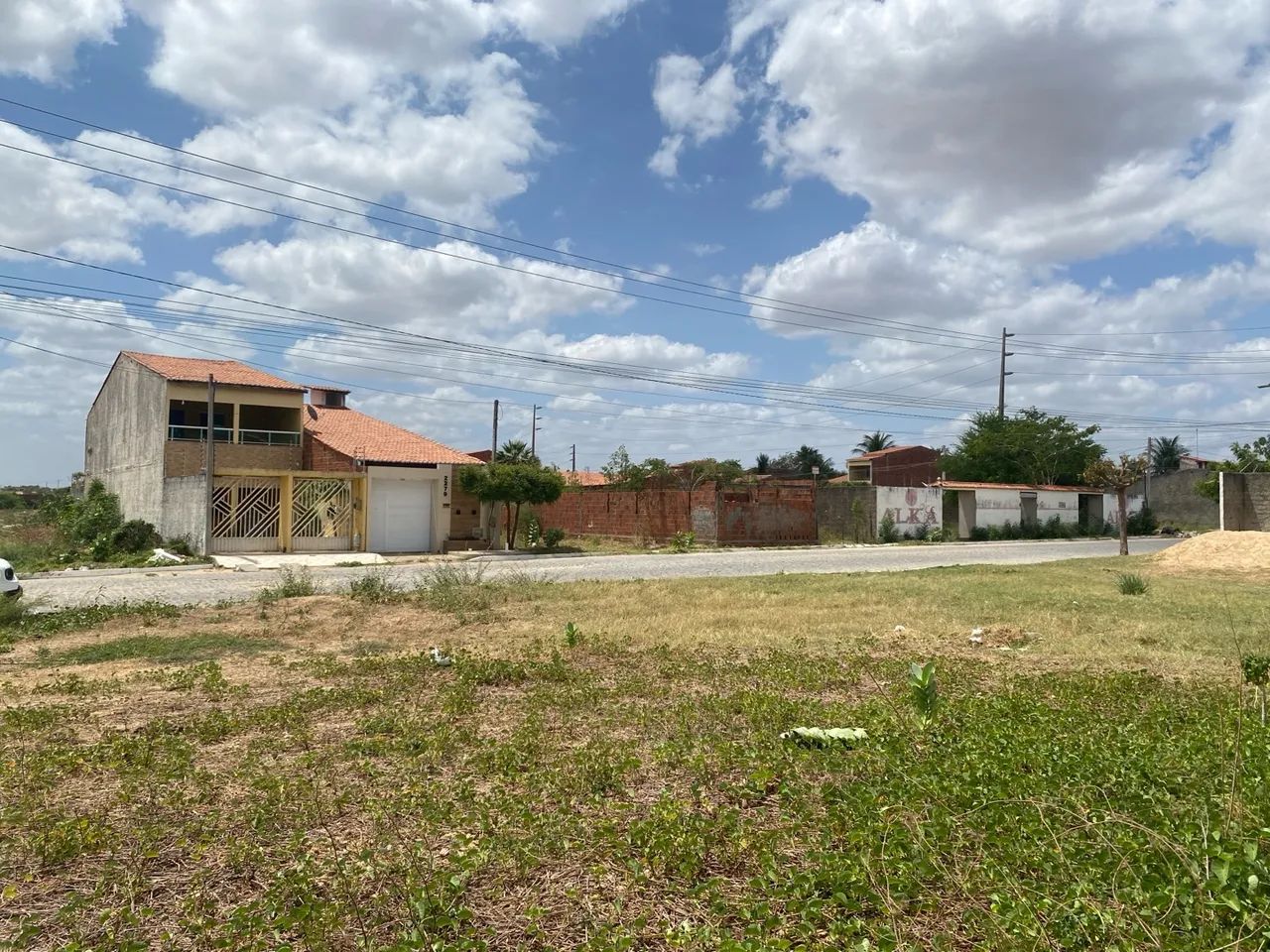 Vendo/Alugo Terreno 10m  de frente por 35m comprimento - Foto 4