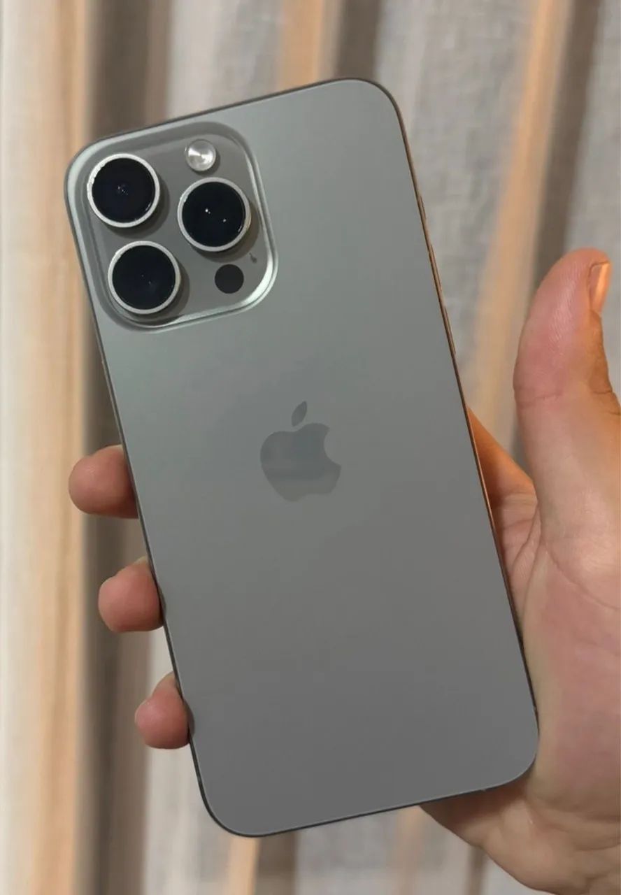 Título: iPhone 16 Pro Max Titanium - Seminovo, impecável - Foto 4