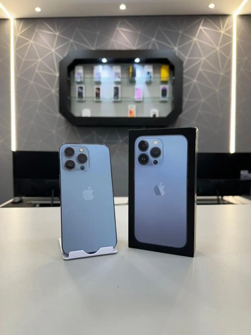 Apple iPhone 13 Pro シルバー 本体128GBバッテリー100 Amazon | 【整備済み品】 Apple iPhone 13 Pro 128GB シルバー SIM