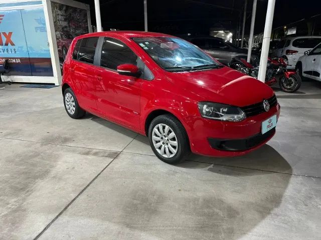 VOLKSWAGEN FOX 1.0 2014 COMPLETO KM 87.000 SUPER NOVO - Foto 3