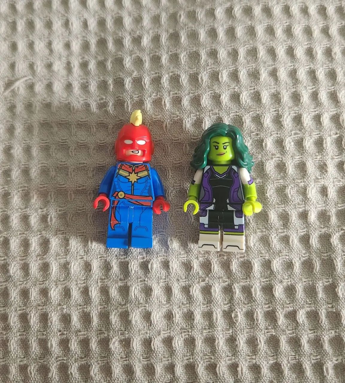 Lego Marvel - Capitã Marvel e She Hulk