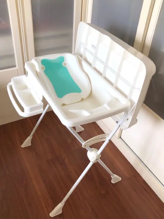 Banheira com trocador + suporte e redutor de assento Borigotto