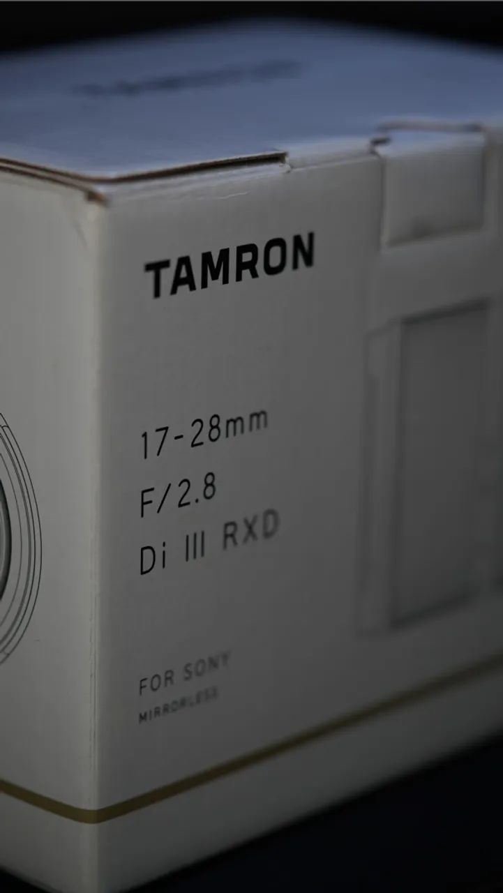 Lente Tamron 17-28mm F/2.8 Di III RXD para Sony E