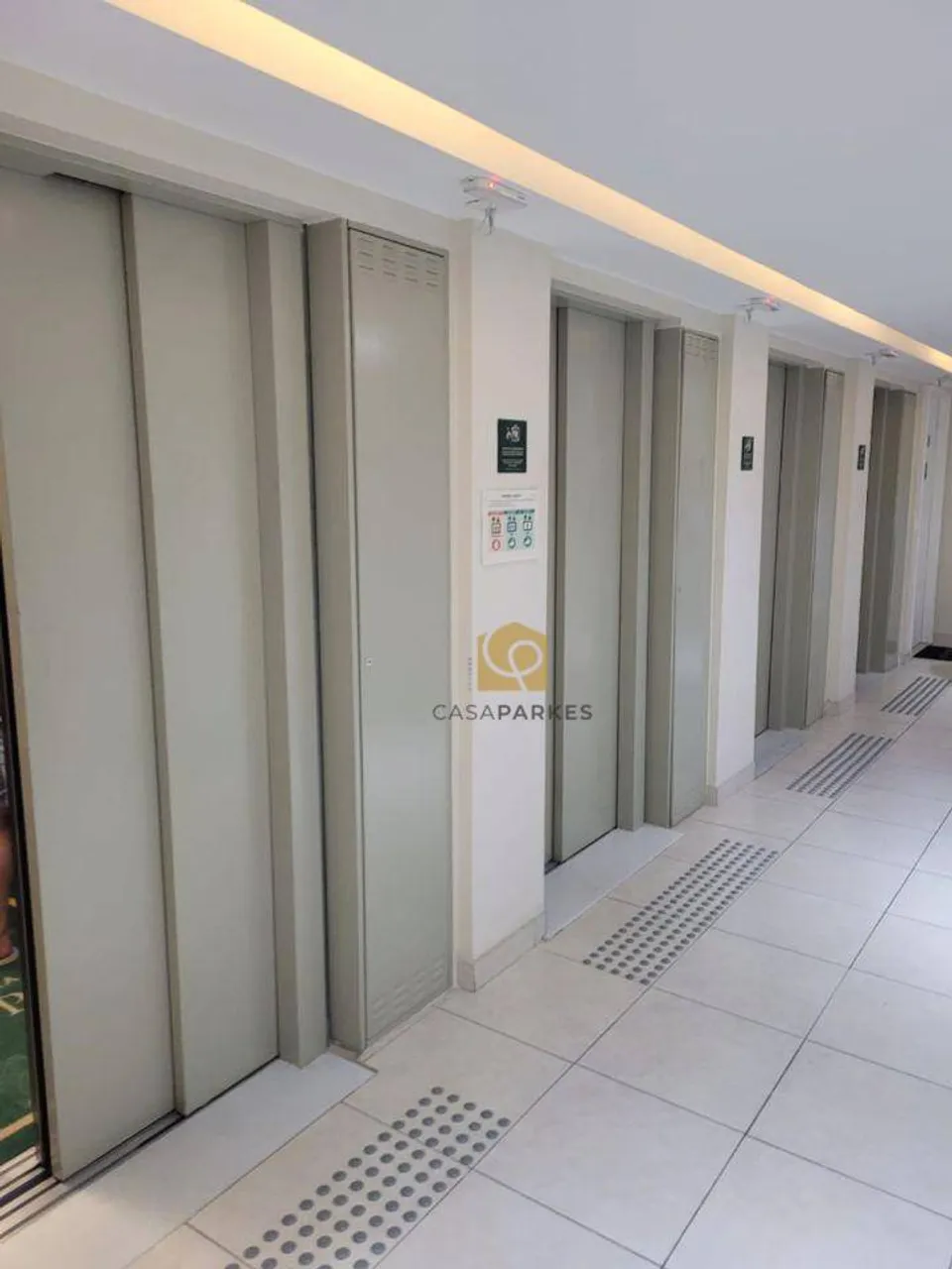 Sala Comercial à venda, Madureira, Rio de Janeiro - SA0537.