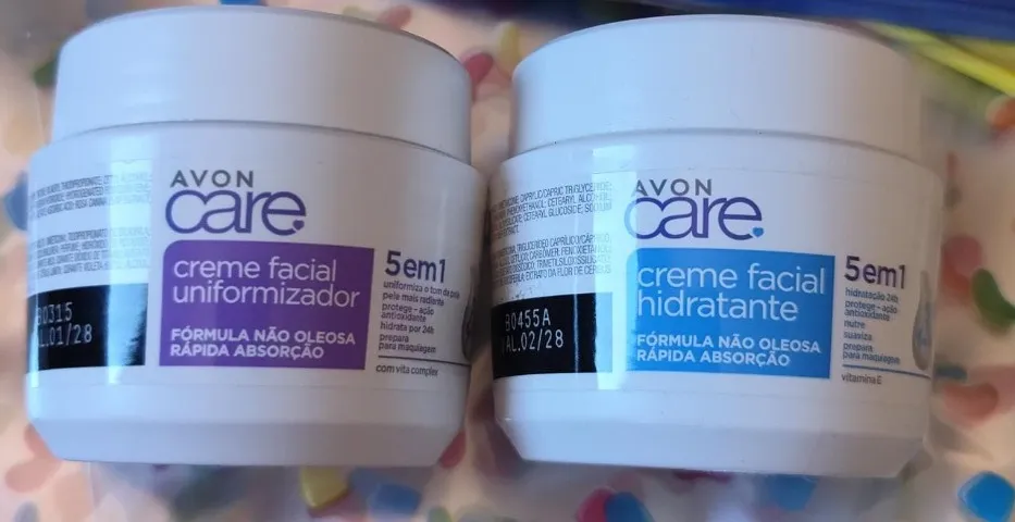 Produtos natura e boticário na promoção.