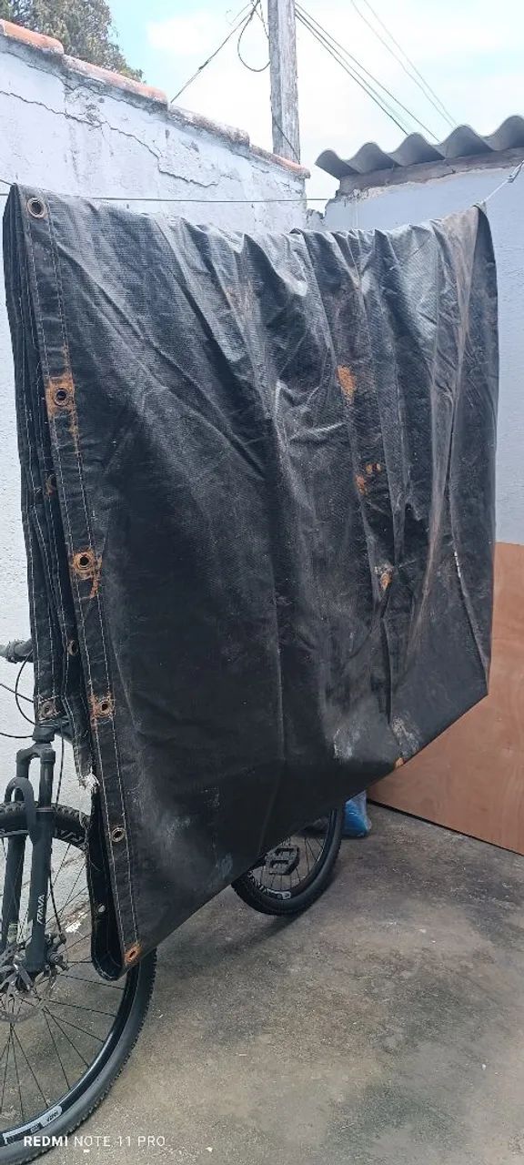 Lona de vinil emborrachada 2x5mts 130 cada tenho duas - Foto 3