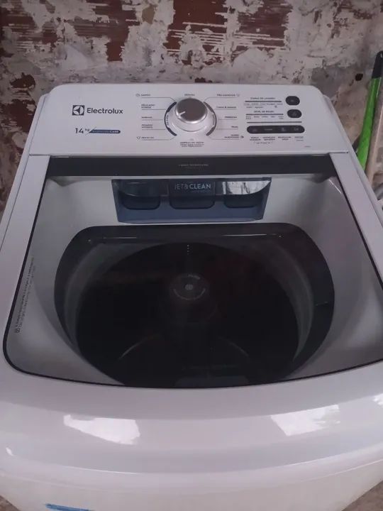 Máquina de Lavar Electrolux 14kg - Impecável - Foto 4
