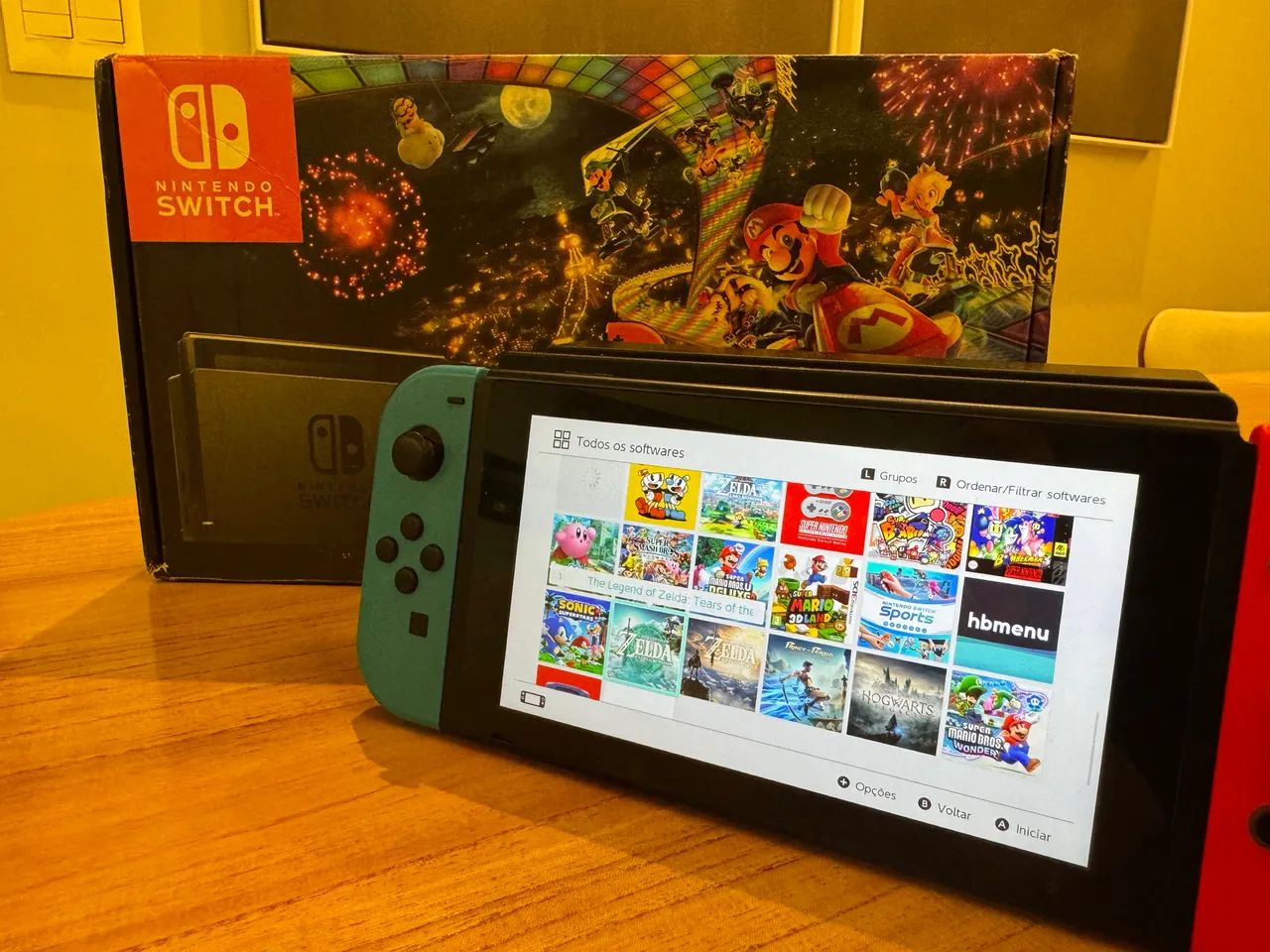 Nintendo Switch Desbloqueado + 4 JoyCons - Consoles de Vídeo Game