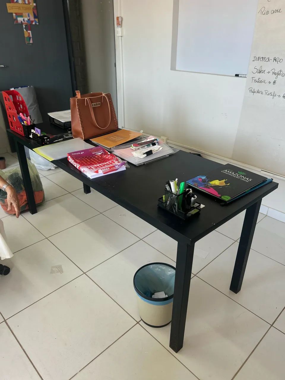 Desk64993886291202120