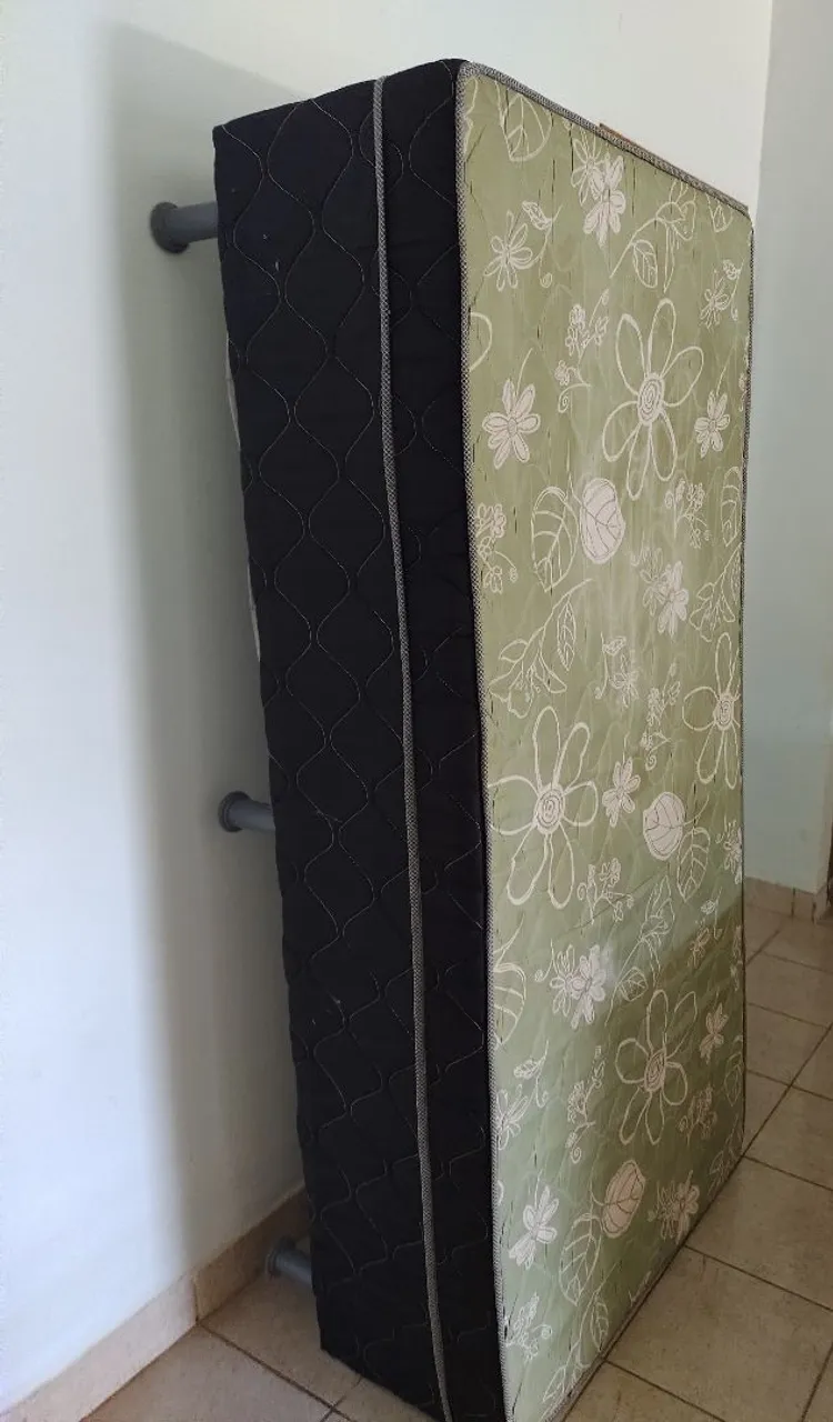 Cama box de solteiro