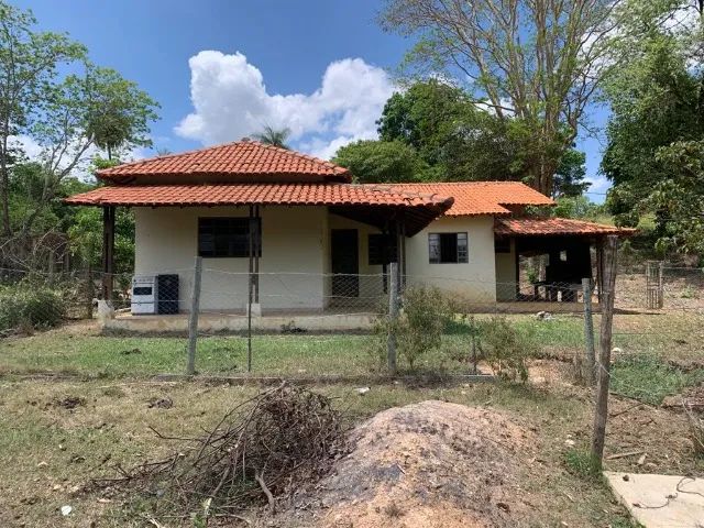 Fazenda 47ha, 2 casas sede/caseiro plantação de mogno, manga Palmer, nascente e córrego.