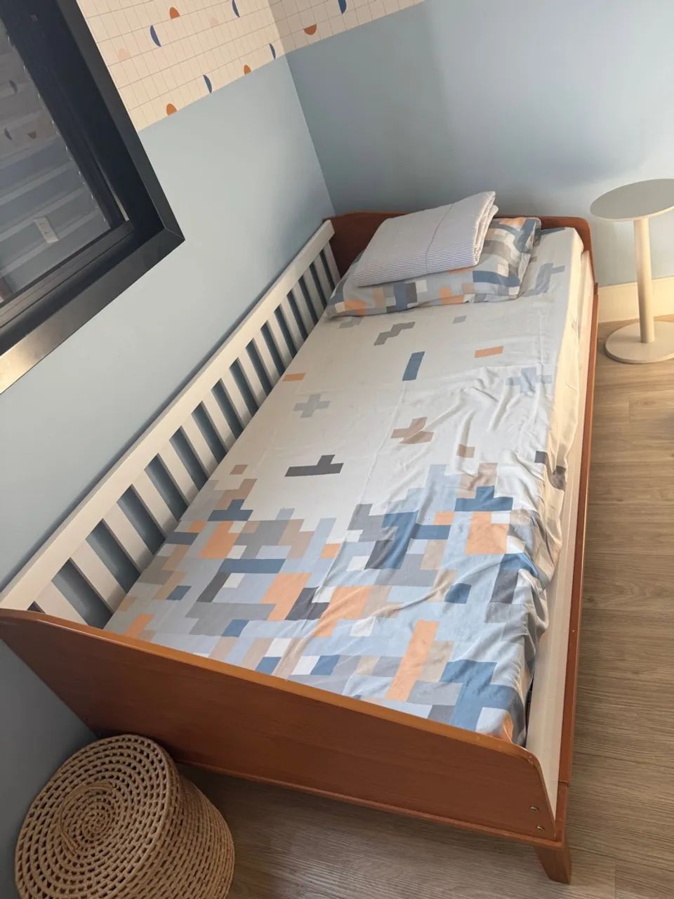 Cama infantil de madeira com design moderno  - Foto 2
