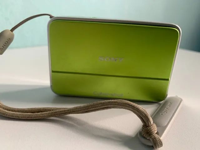 Câmera fotográfica SONY CYBER SHOT   