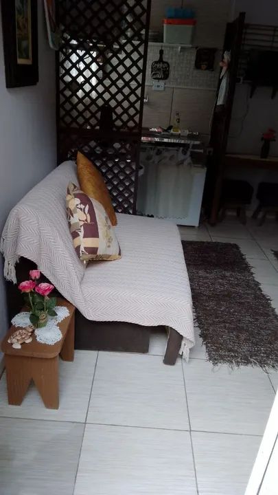 Mini chácara , com 2 chalés , piscina, churrasqueira e vagas para 3 carros - Foto 12