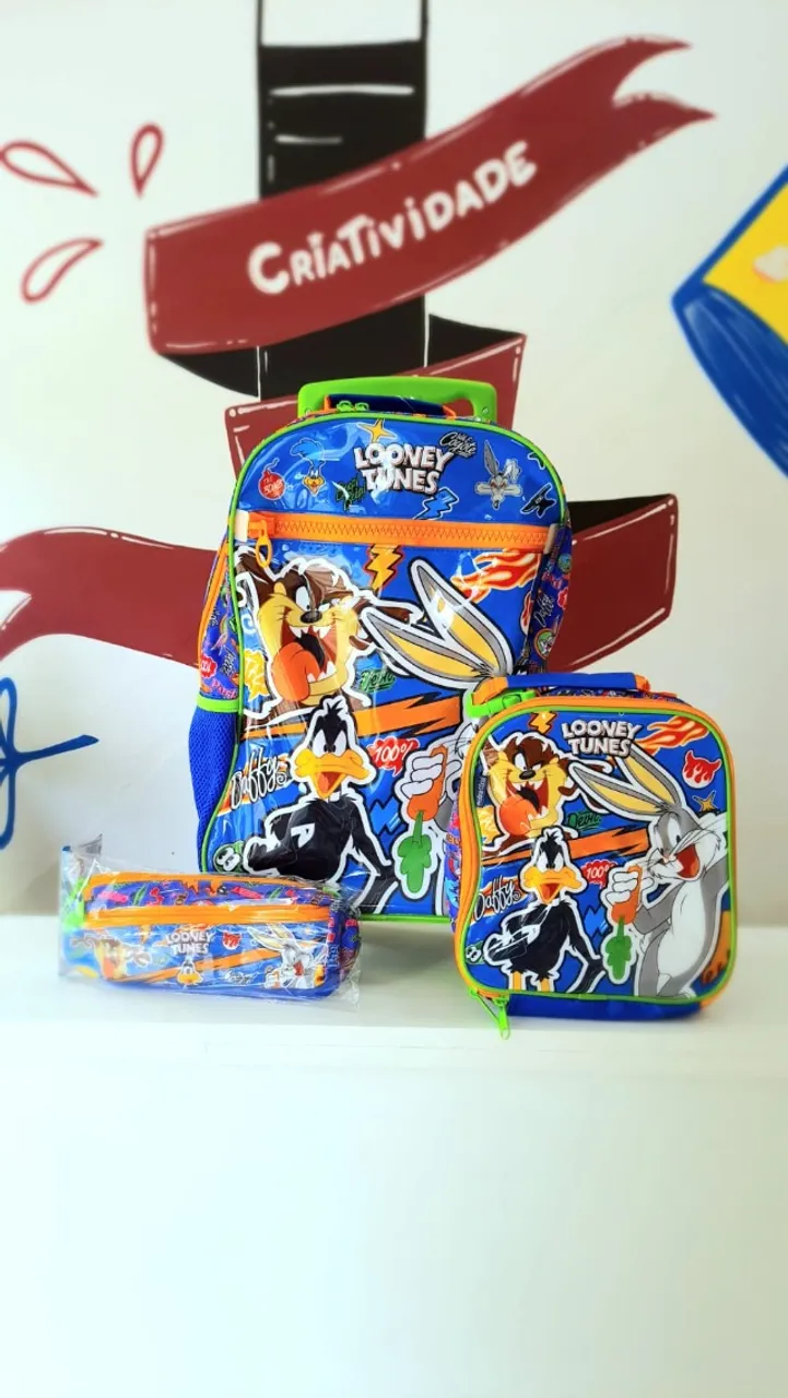Kit Mochila Rodinhas Looney Tunes