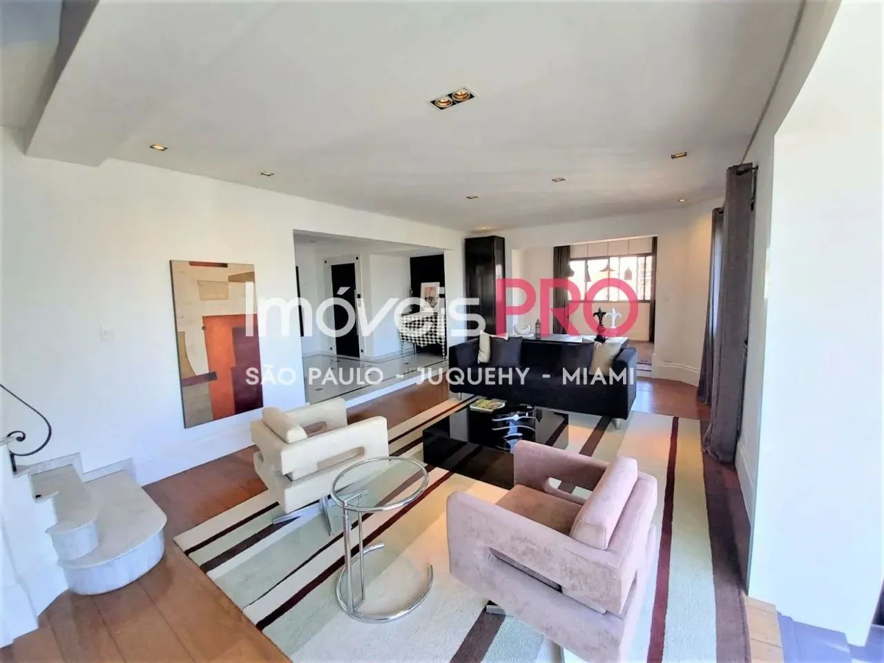 COBERTURA EM MOEMA , FORA DE ROTA, REFORMADA , COM PISCINA E ESPAÇO GOURMET- VISTA 360º- 5