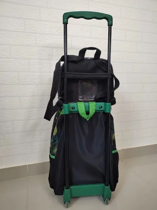 Mochila Adventure Rex com Rodinhas + Lancheira Jurassic World SESTINI - Foto 6