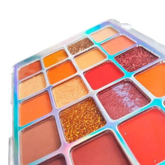 Paleta Sombra e Iluminador Rave Vivai