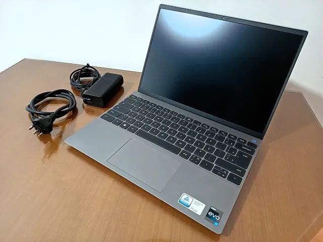 Dell Vostro 5320 Intel Core i7 (Evo) - 16GB RAM - 512GB SSD
