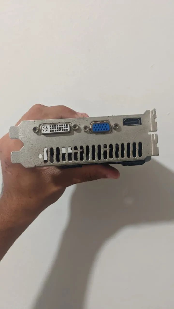GTX 550-2GB-KNUP - Foto 3