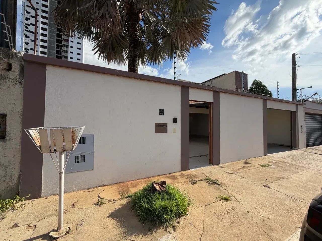 Casa para Locação com 4 Quartos na 305 Sul