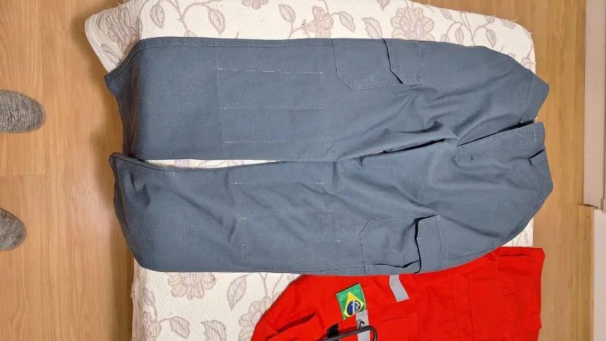 Conjunto de roupa reforçada (calça + jaqueta) resistente - pouco uso - Foto 3