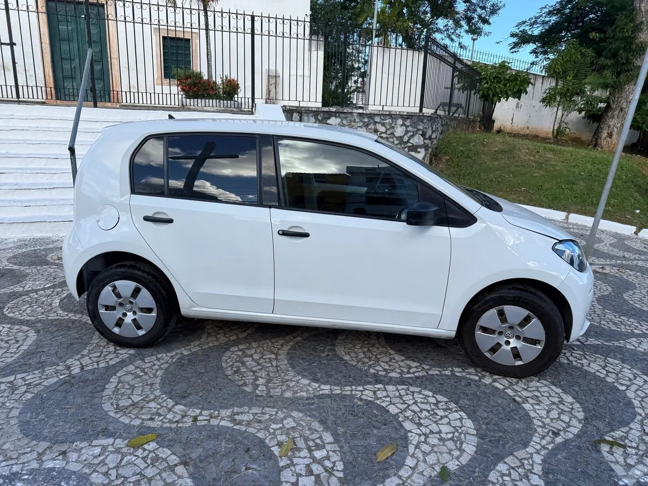 Volkswagen Up! up! take 1.0 Total Flex 12V 5p 2017