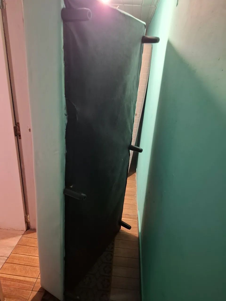 Vendo cama box solteiro  - Foto 5