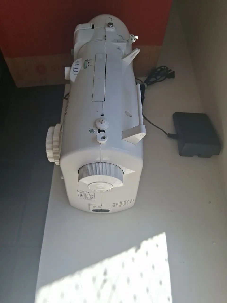 Máquina de Costura Singer Inspiration  Portátil  - Foto 4