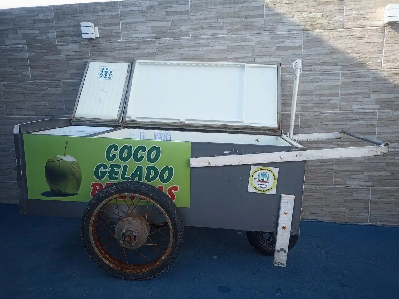 Carrinho de vender coco pronto para ganhar dinheiro  - Foto 2