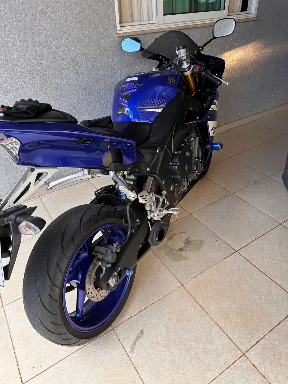 Yamaha R1 - Foto 5