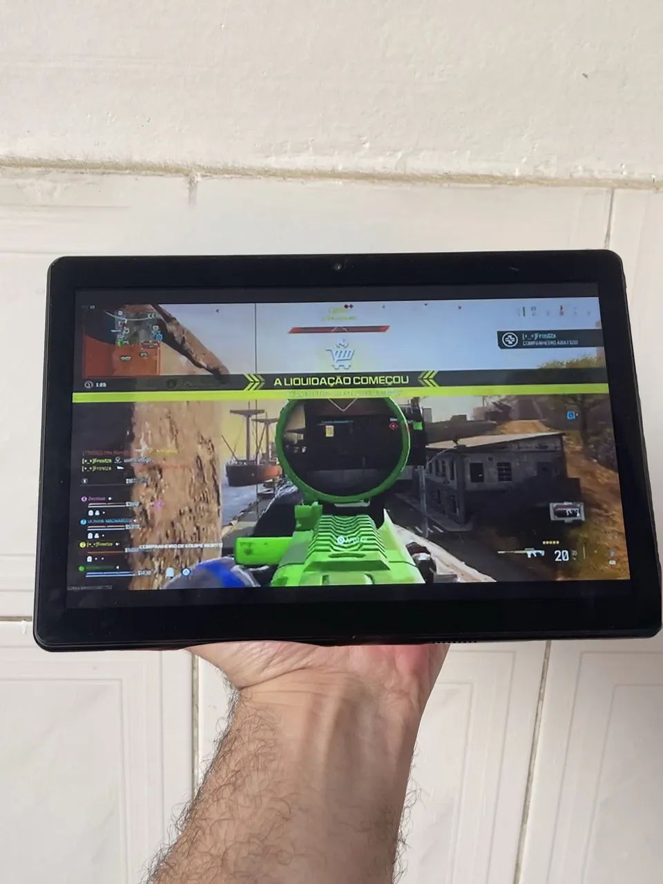 Tablet ótimo pra jogar roda liso sem travar 