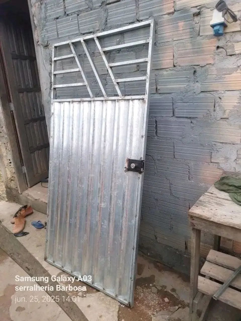 Vendo e fabrico portão  de  metalon  - Foto 5