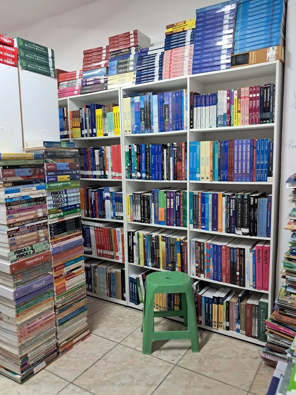 Livros de exatas - Foto 5