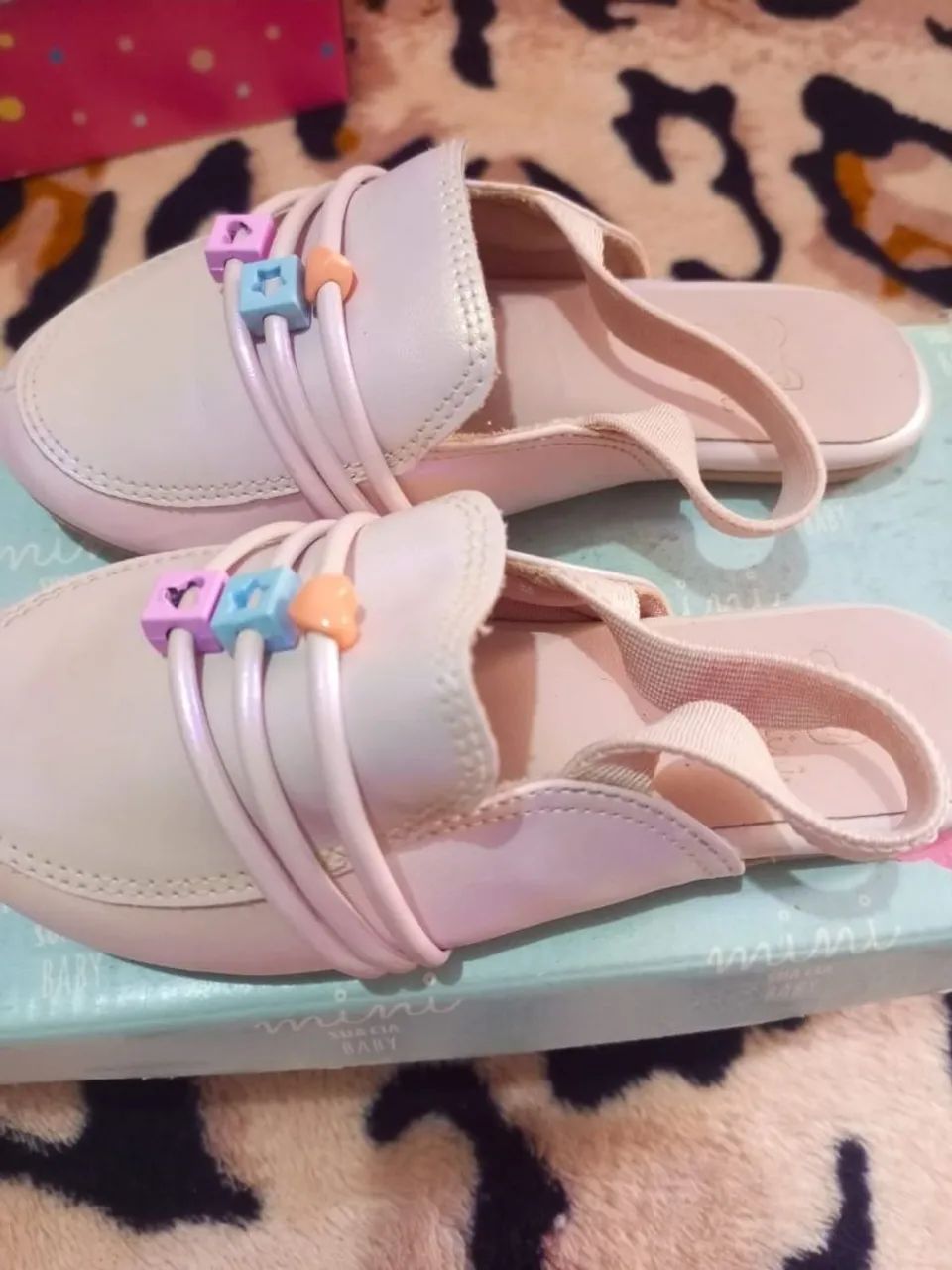 percatas e tênis infantis.