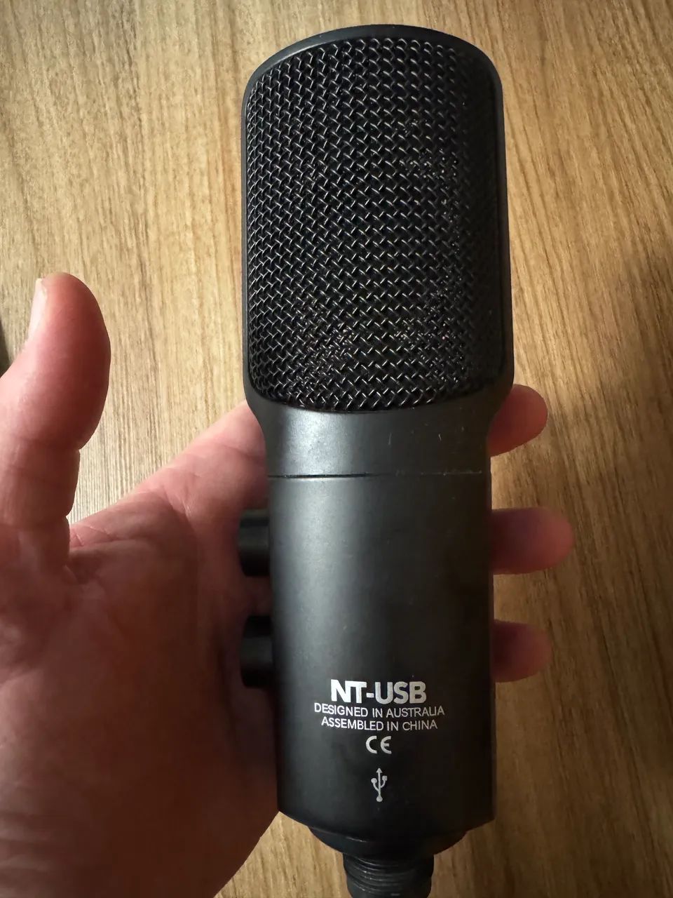  Microfone RØDE NT-USB + Suporte de Mesa + Cabo USB Original - Foto 3