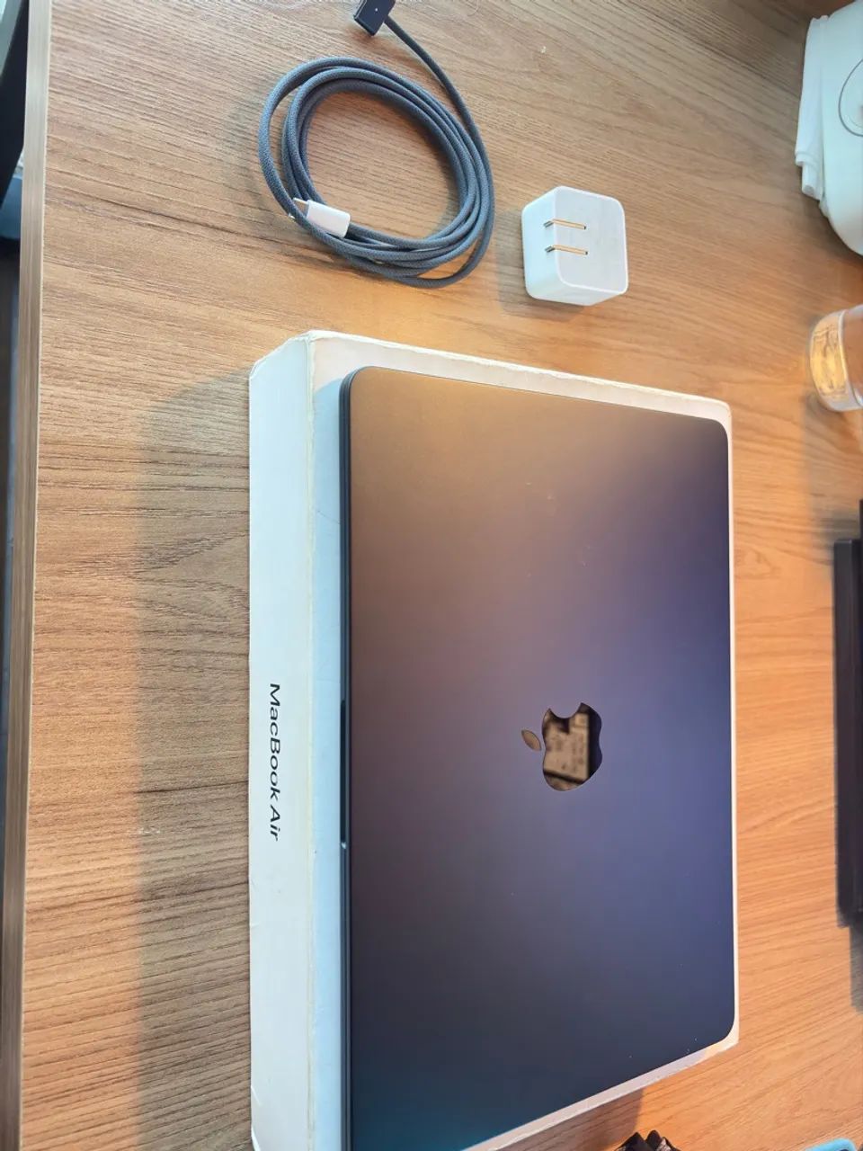 MacBook Air M4 Midnight - 16 GB RAM - 512 GB SSD  - Foto 4