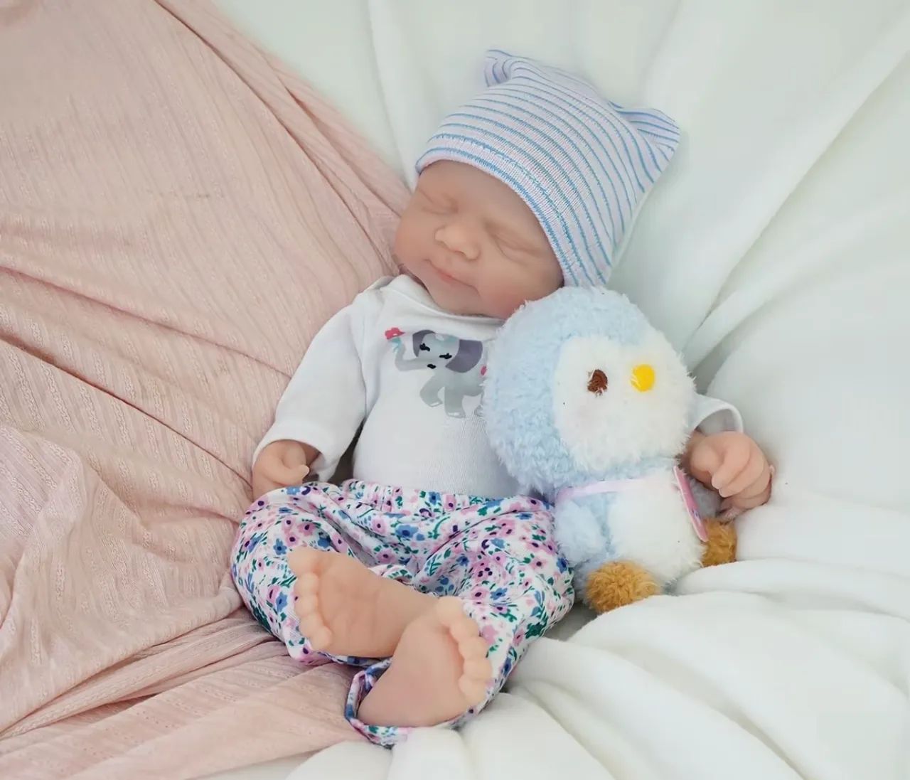 BONECA BEBÊ REBORN  - Foto 3