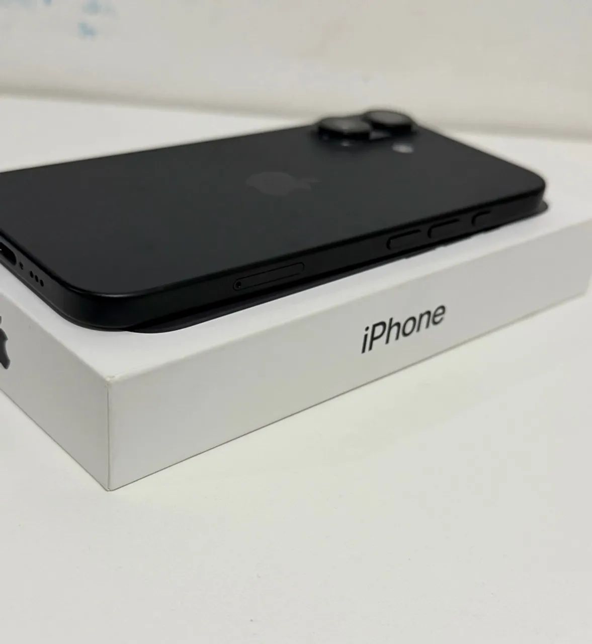 iPhone 16  - Foto 3